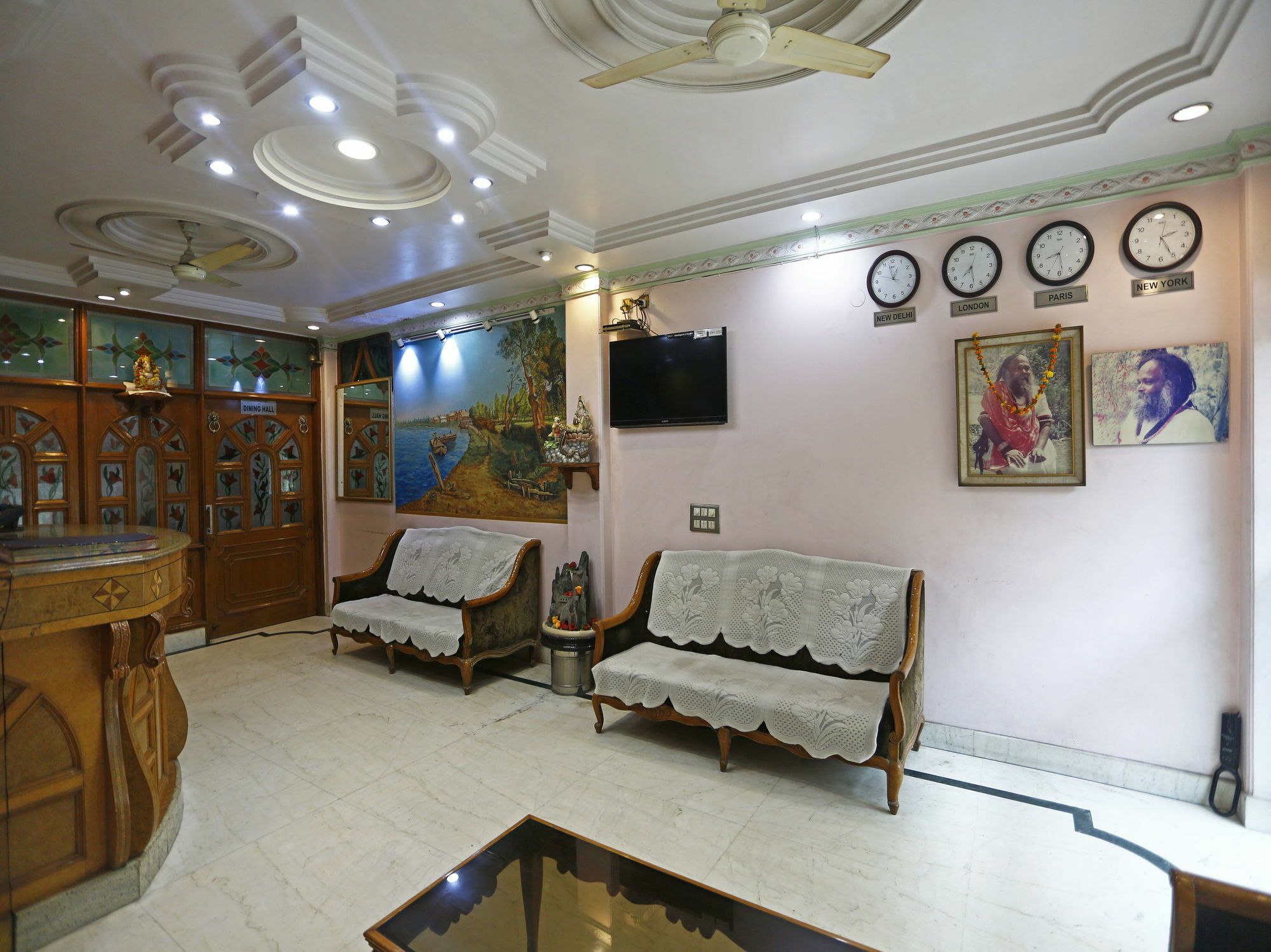 Capital O 7135 Hotel Blue Sapphire New Delhi Eksteriør billede